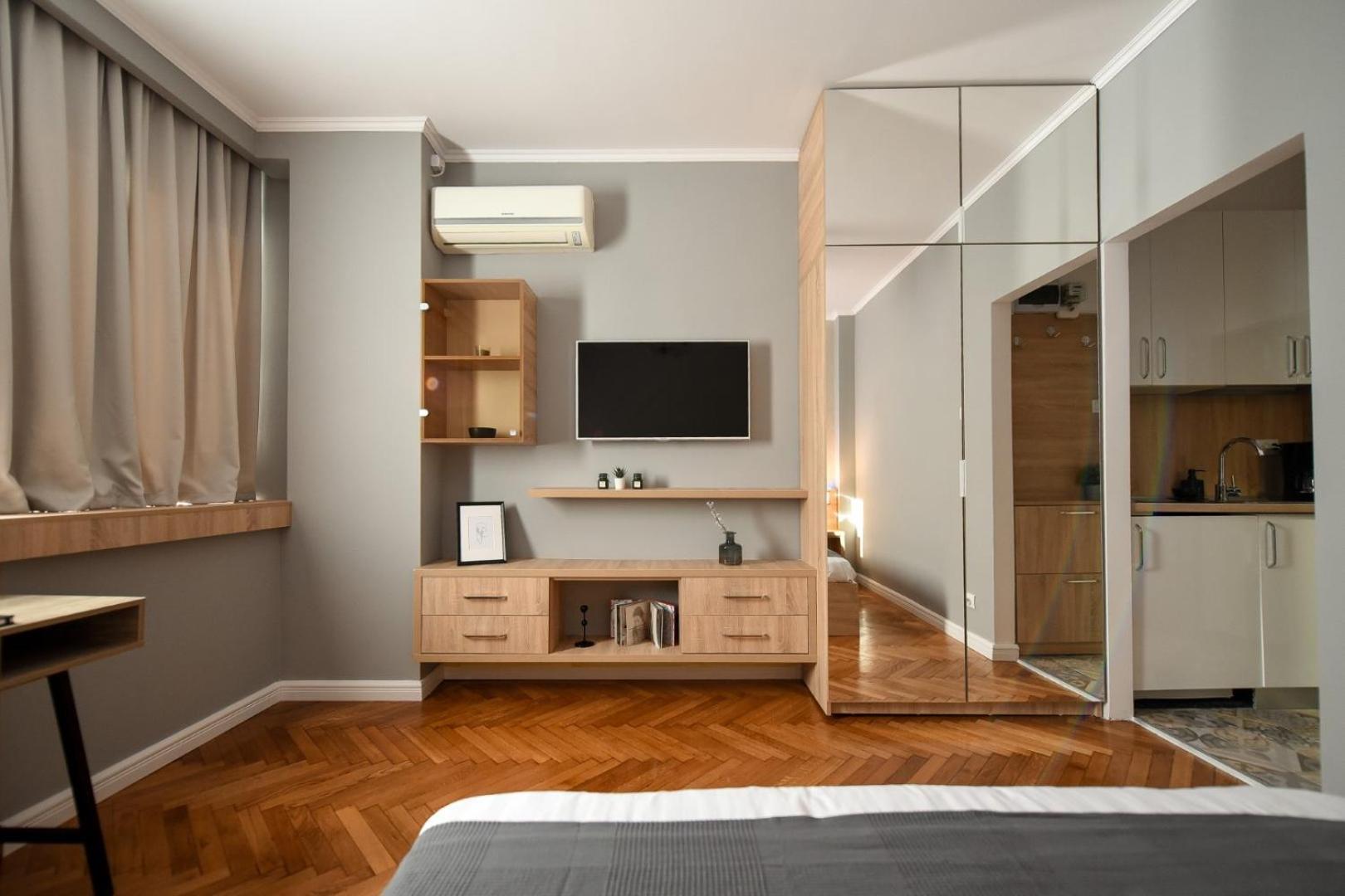 City Center Getaway - Cozy Accommodation For Your Perfect Stay Bukares Ruang foto
