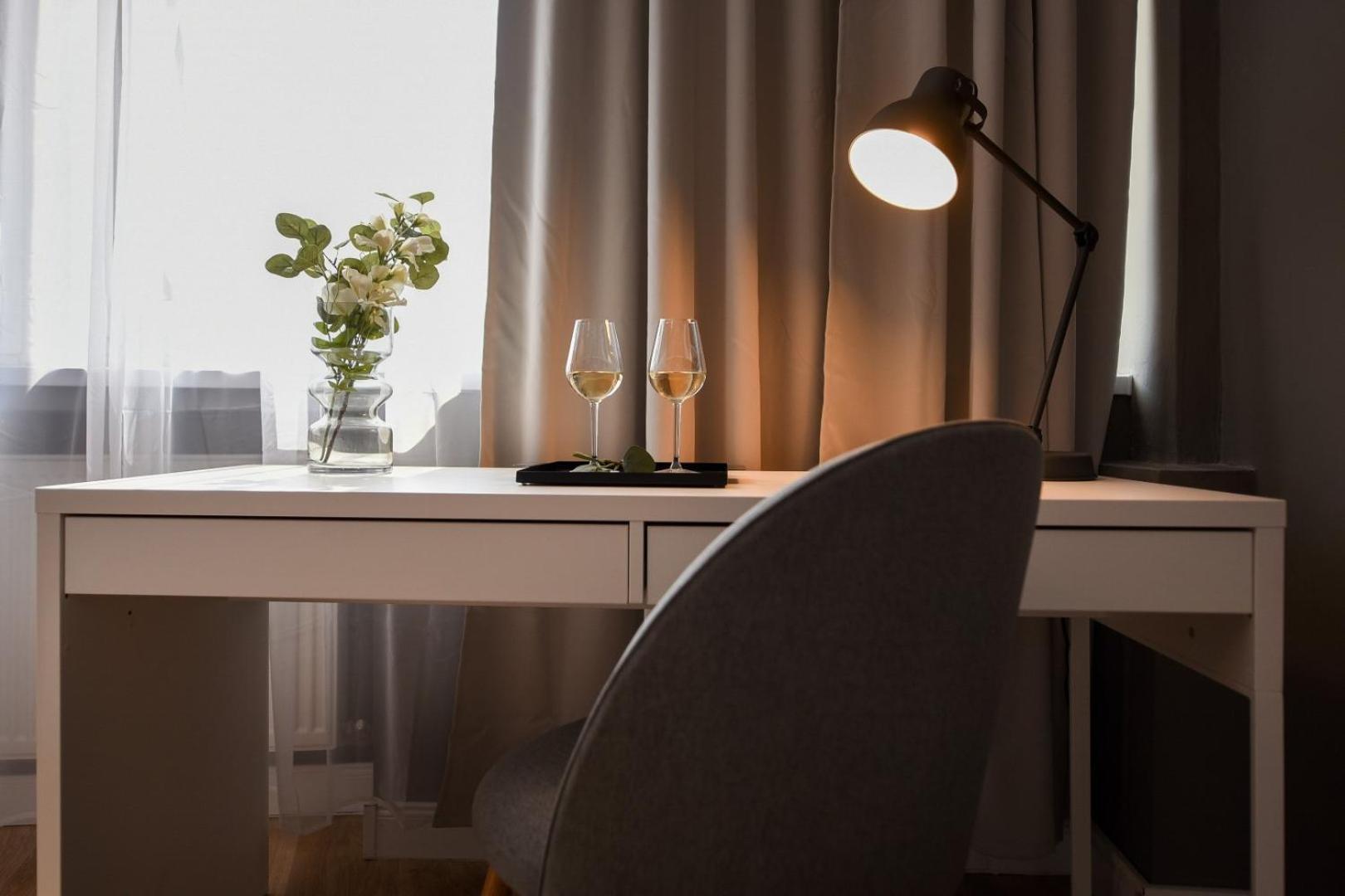City Center Getaway - Cozy Accommodation For Your Perfect Stay Bukares Bagian luar foto